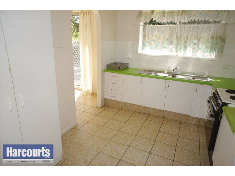 44 Murcot Street, Underwood QLD 4119