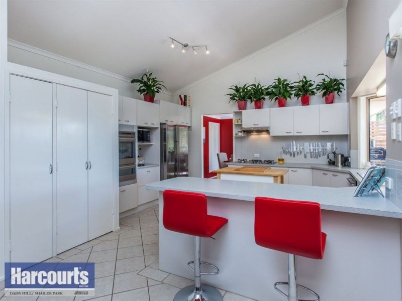 151 Plantain Road, Shailer Park QLD 4128