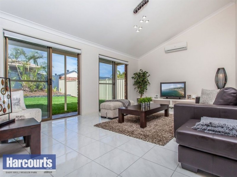 9 Ermington Street, Daisy Hill QLD 4127