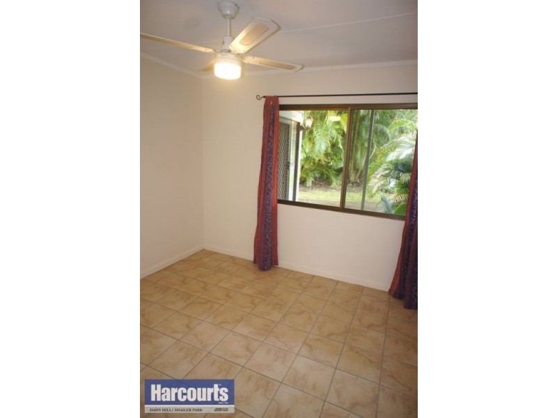8 Forest Street, Daisy Hill QLD 4127