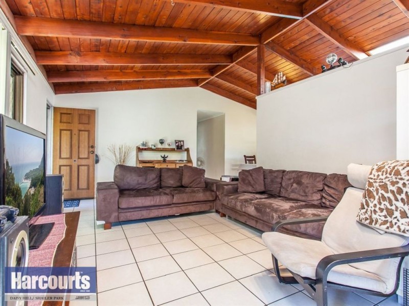 24 Willoughby Crescent, Springwood QLD 4127