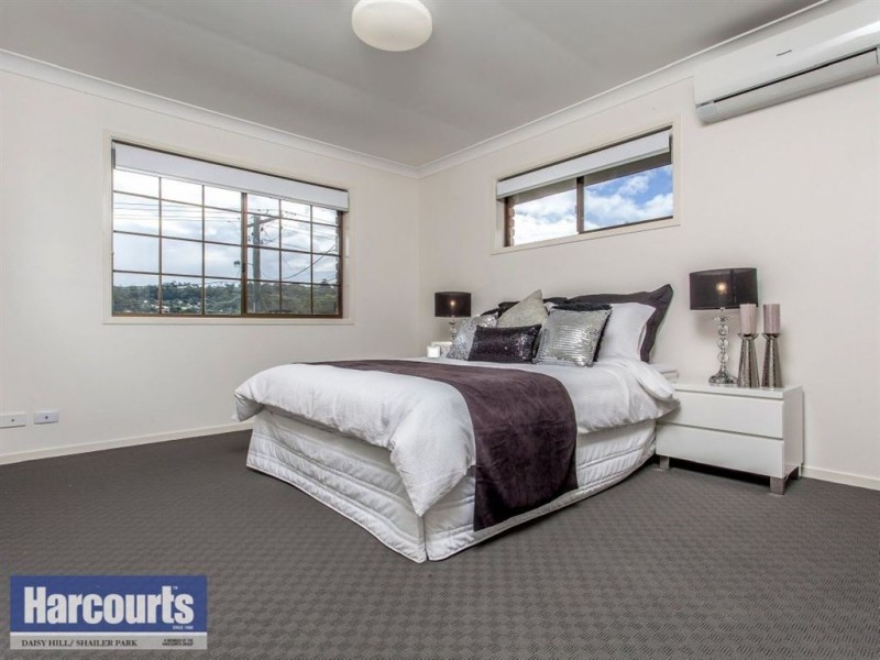 9 Ermington Street, Daisy Hill QLD 4127