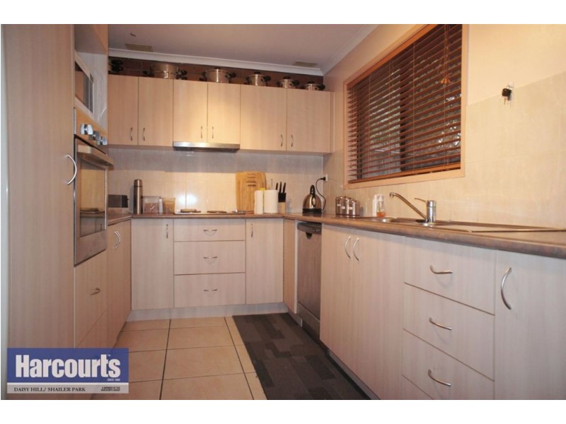 39/111 Barbaralla Drive, Springwood QLD 4127