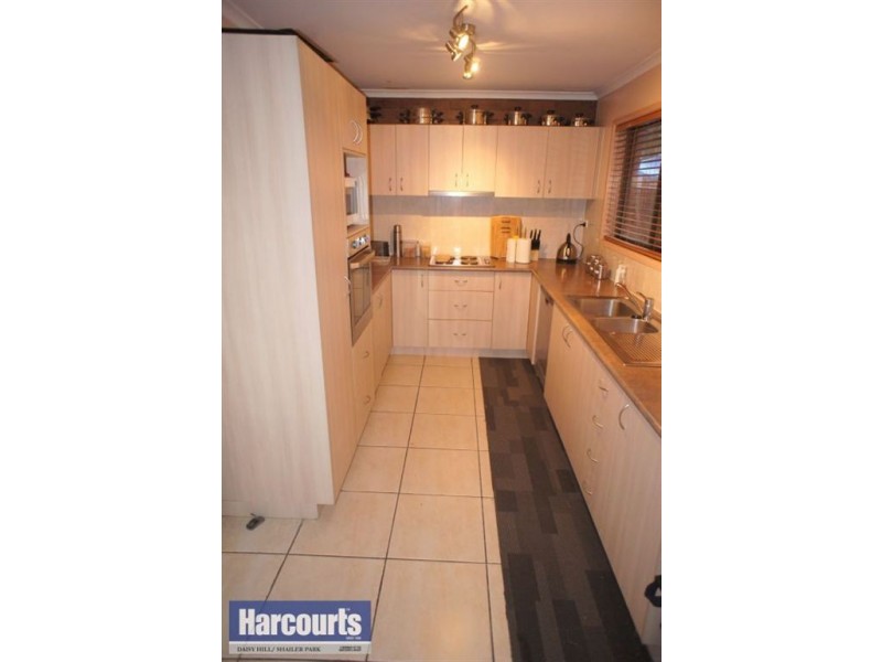 39/111 Barbaralla Drive, Springwood QLD 4127