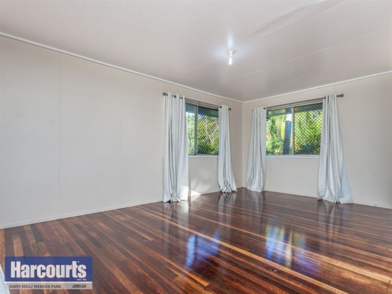 10 Bellis Street, Daisy Hill QLD 4127