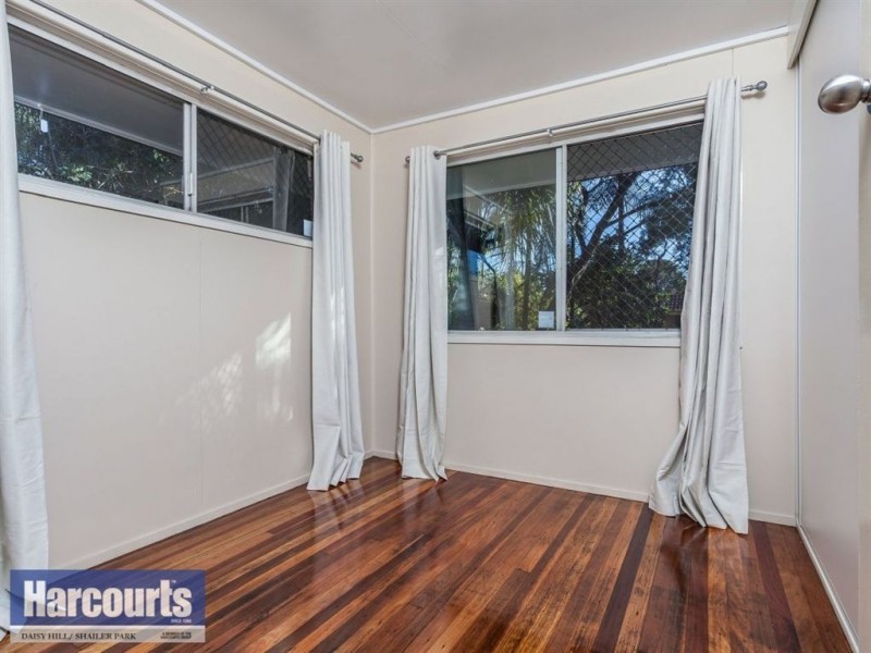 10 Bellis Street, Daisy Hill QLD 4127