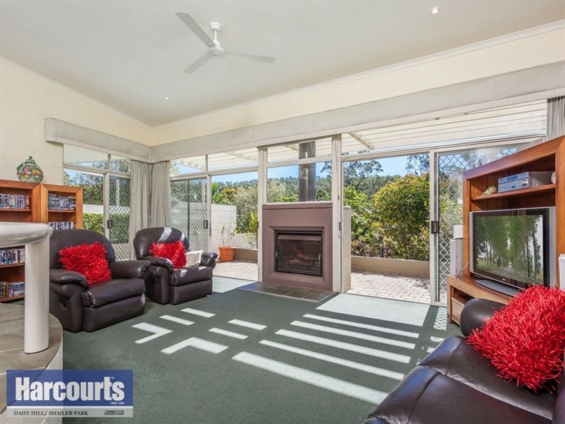 9 Pointer Court, Shailer Park QLD 4128