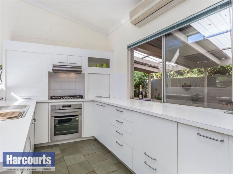 9 Pointer Court, Shailer Park QLD 4128