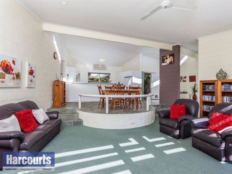 9 Pointer Court, Shailer Park QLD 4128