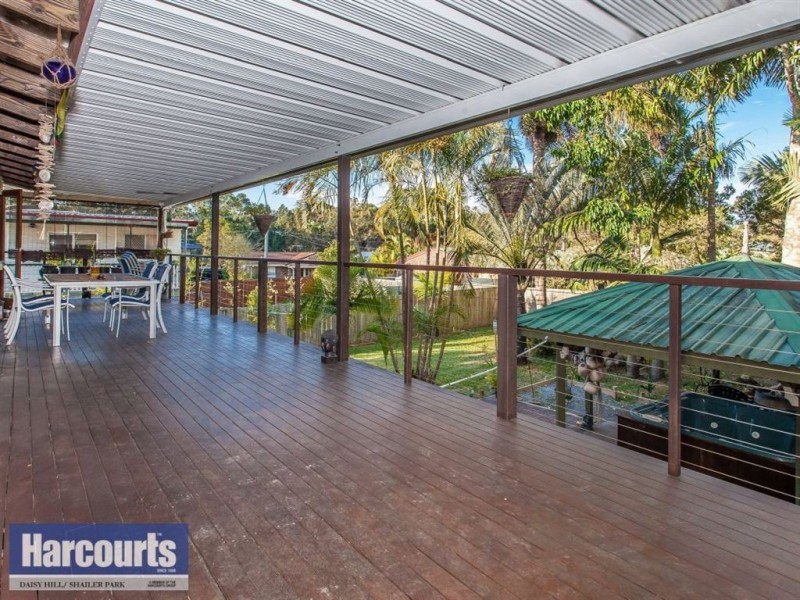 13 Hyacinth Street, Daisy Hill QLD 4127