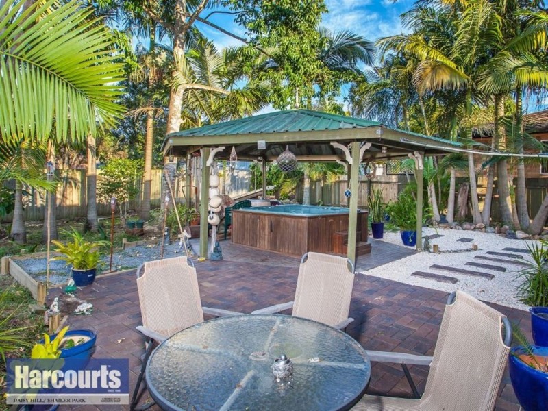 13 Hyacinth Street, Daisy Hill QLD 4127