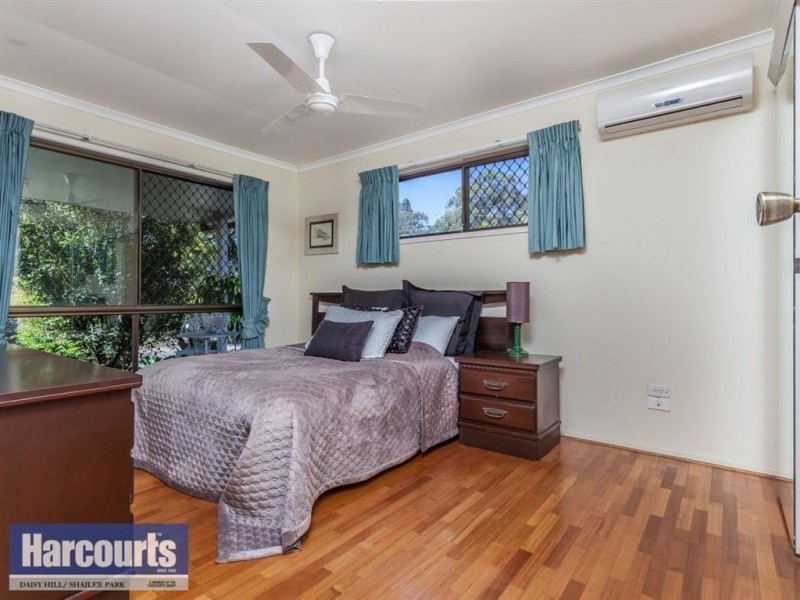 24 Raleigh Street, Springwood QLD 4127