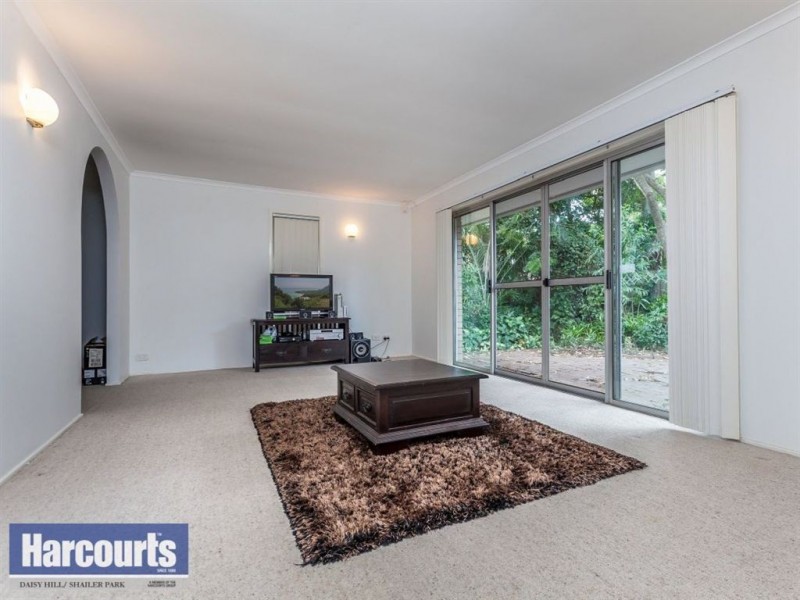 26 Roselea Street, Shailer Park QLD 4128
