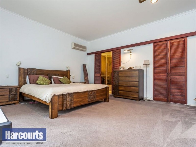 26 Roselea Street, Shailer Park QLD 4128