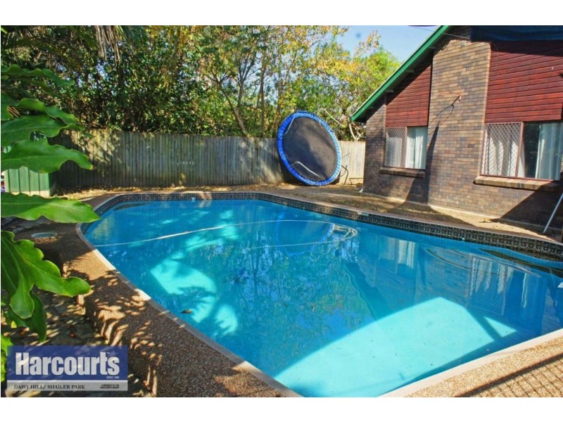 25 Wenlock Crescent, Springwood QLD 4127