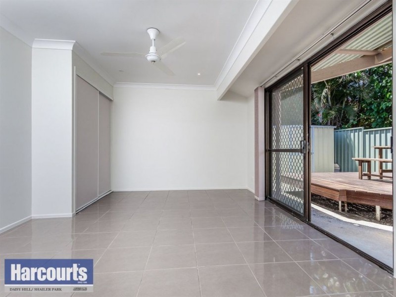 19 Village Drive, Daisy Hill QLD 4127