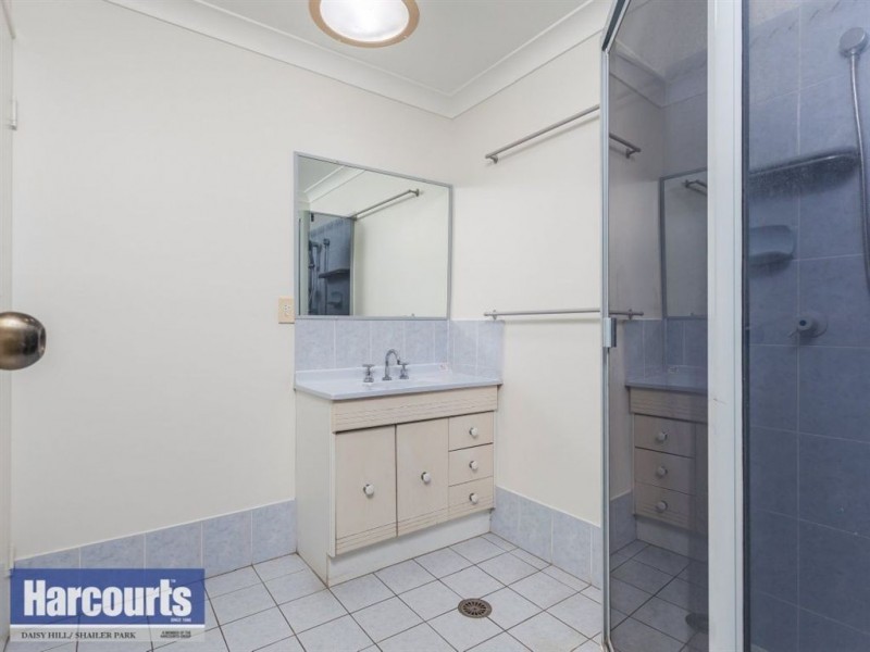 19 Village Drive, Daisy Hill QLD 4127