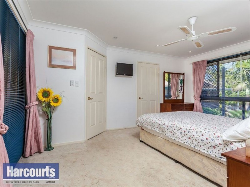 44 Plateau Drive, Springwood QLD 4127