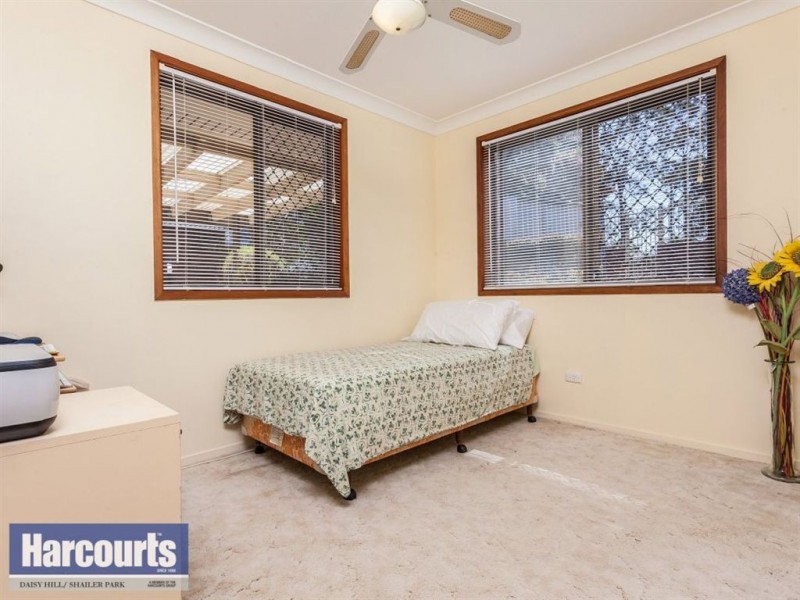 44 Plateau Drive, Springwood QLD 4127