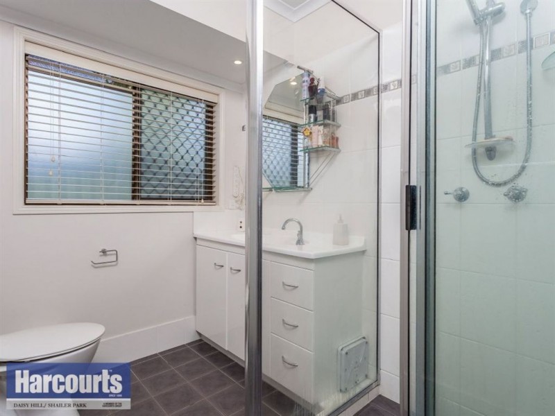 3 Ebbro Court, Daisy Hill QLD 4127