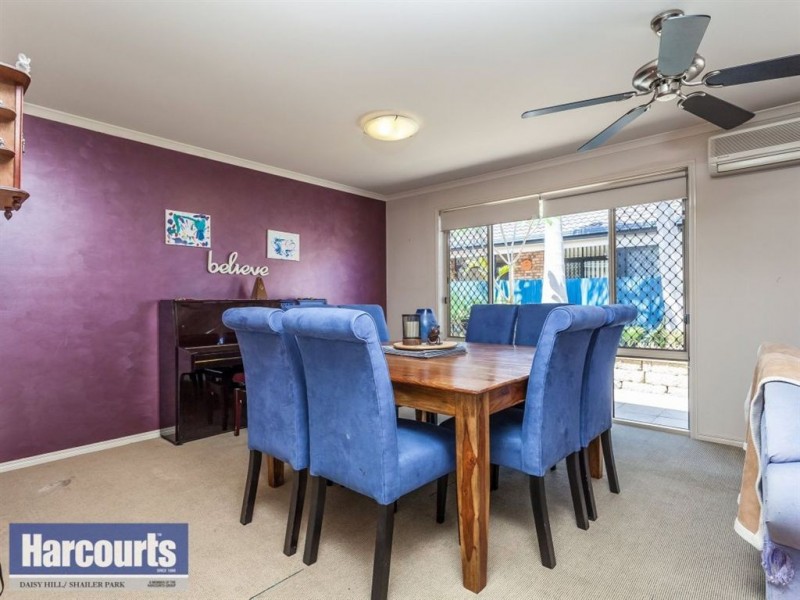 6 Links Avenue, Meadowbrook QLD 4131