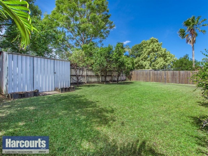 13 Oxley Circuit, Daisy Hill QLD 4127