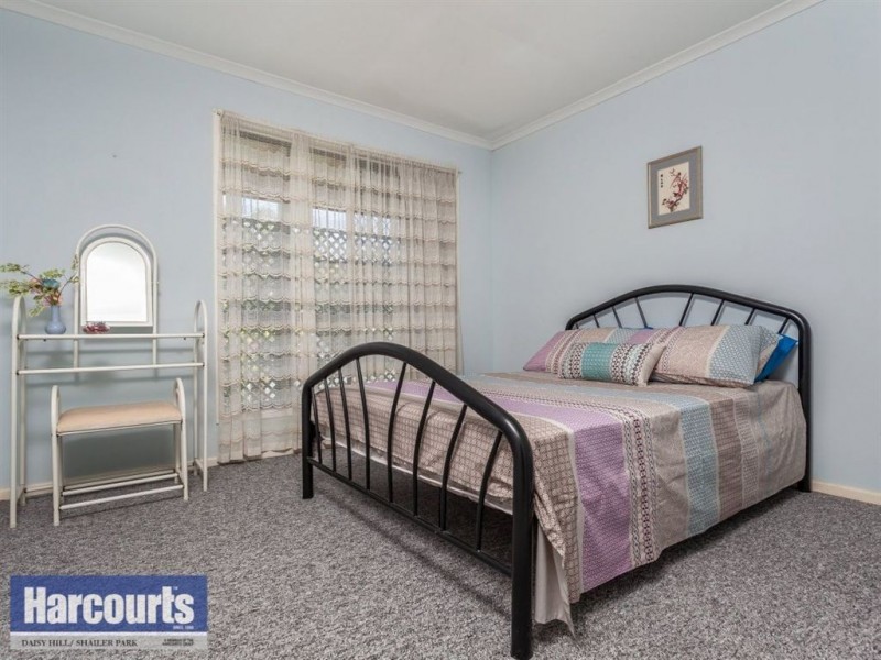 13 Oxley Circuit, Daisy Hill QLD 4127