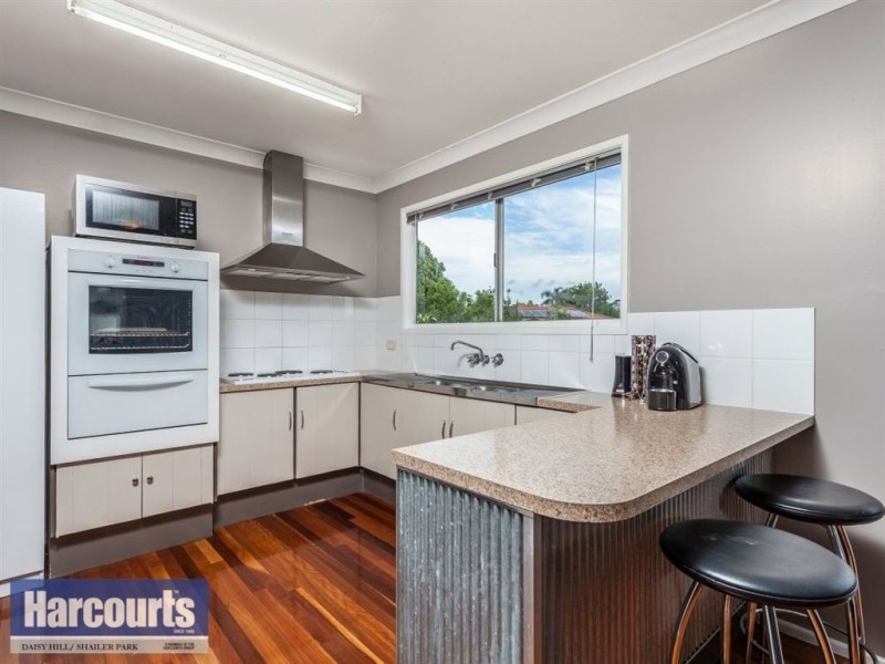 32 Valencia Way, Slacks Creek QLD 4127