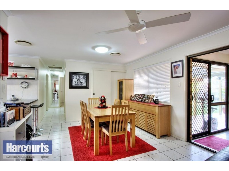 6 Caloola Drive, Springwood QLD 4127