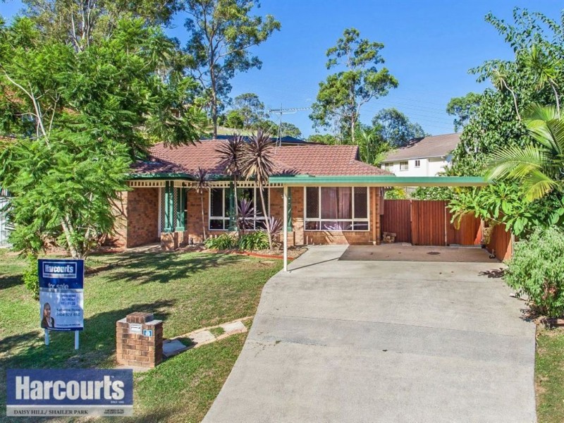 5 Trusan Place, Tanah Merah QLD 4128