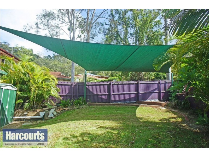 5 Trusan Place, Tanah Merah QLD 4128