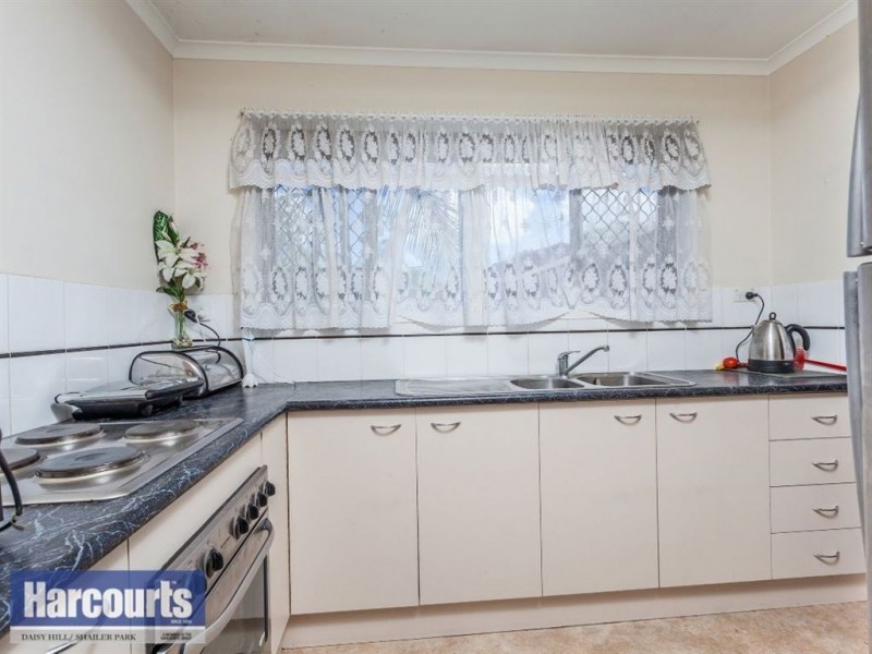 10 Bulwarna Street, Shailer Park QLD 4128