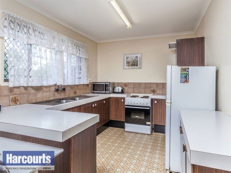 10 Bulwarna Street, Shailer Park QLD 4128