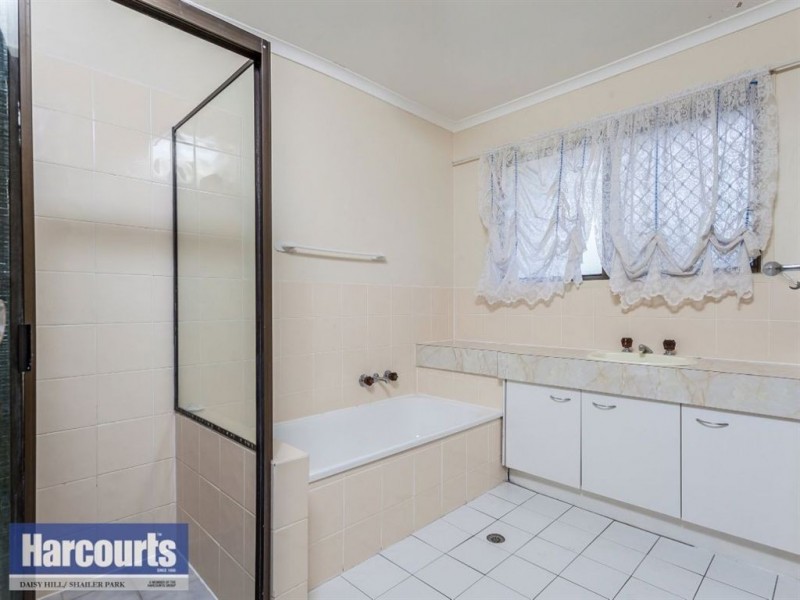 10 Bulwarna Street, Shailer Park QLD 4128