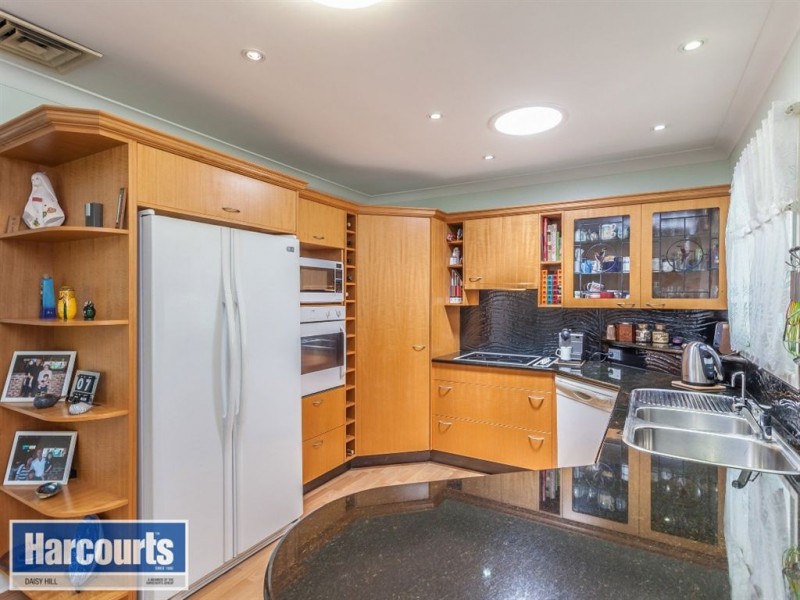 31 Allamanda Drive, Daisy Hill QLD 4127