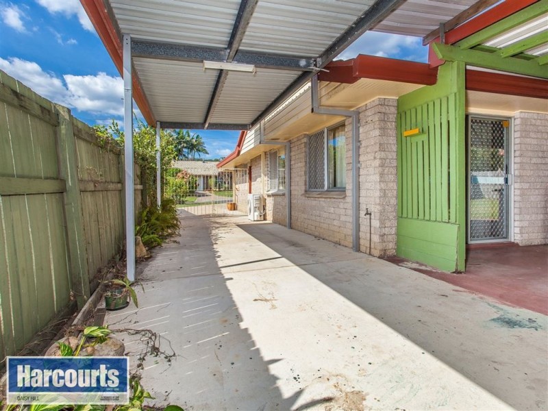 18 Whitfield Avenue, Springwood QLD 4127