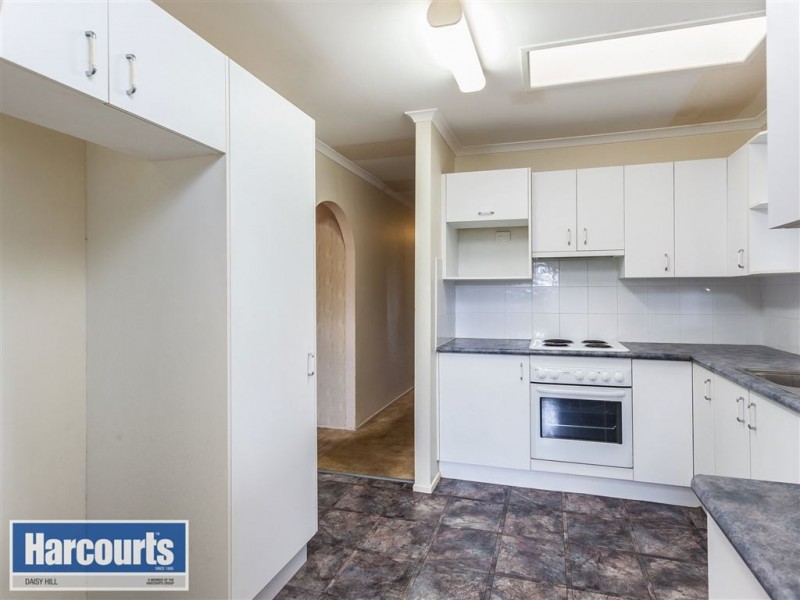 18 Whitfield Avenue, Springwood QLD 4127