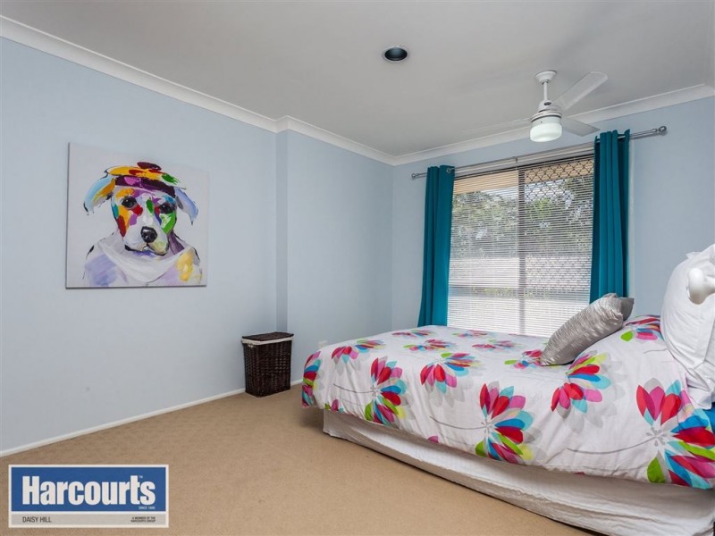 210 Upper Lyndale Street, Shailer Park QLD 4128