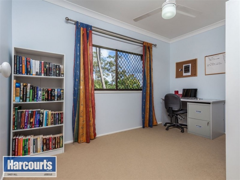 210 Upper Lyndale Street, Shailer Park QLD 4128