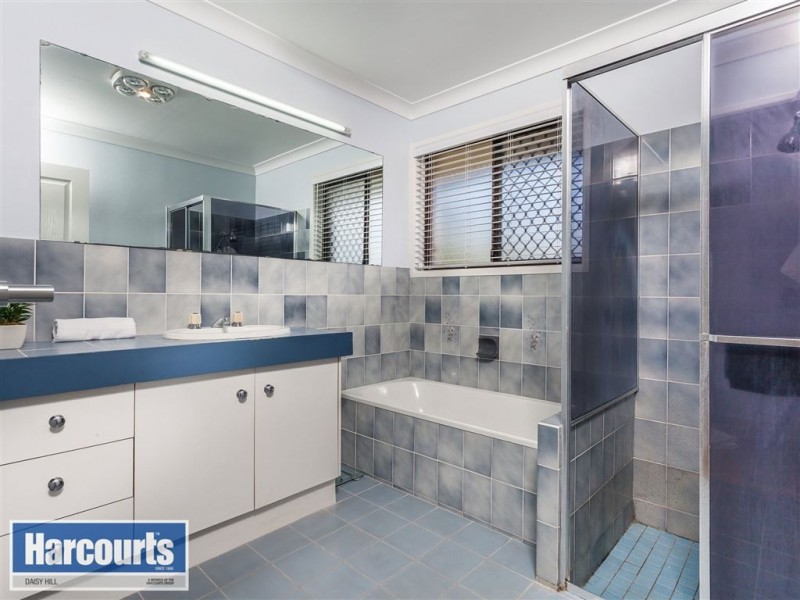210 Upper Lyndale Street, Shailer Park QLD 4128