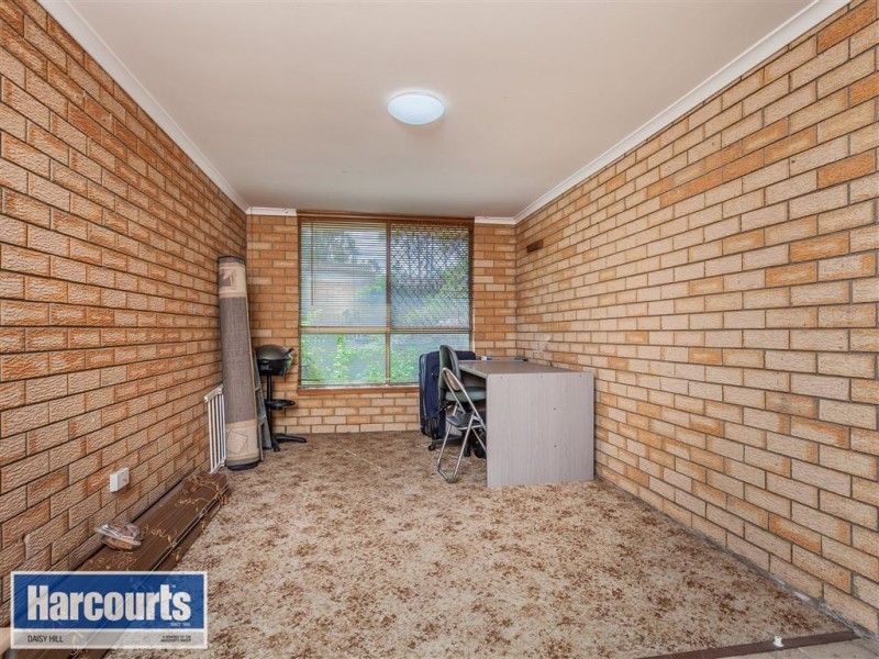 210 Upper Lyndale Street, Shailer Park QLD 4128