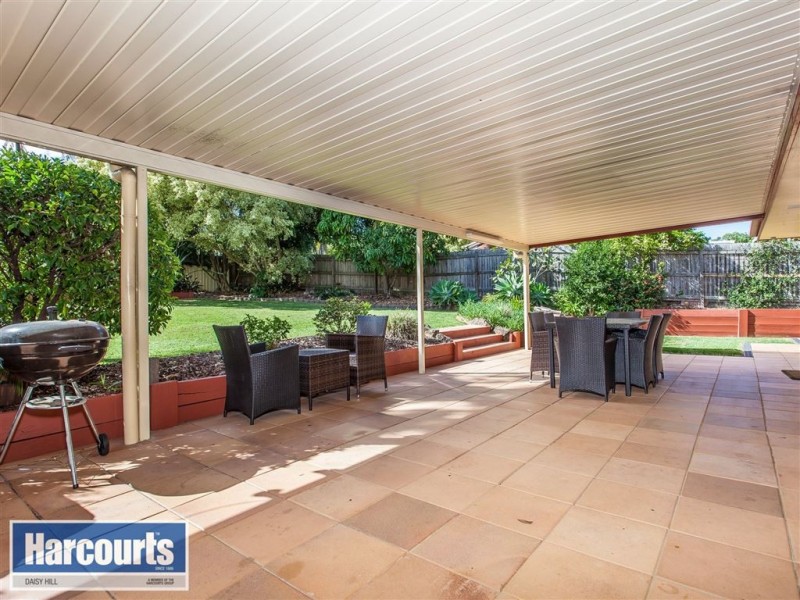 11 Oxley Circuit, Daisy Hill QLD 4127