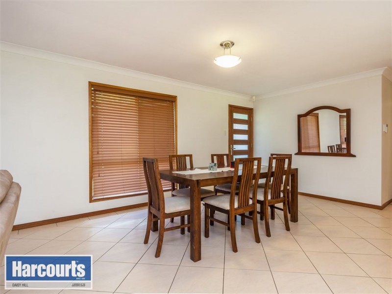 11 Oxley Circuit, Daisy Hill QLD 4127