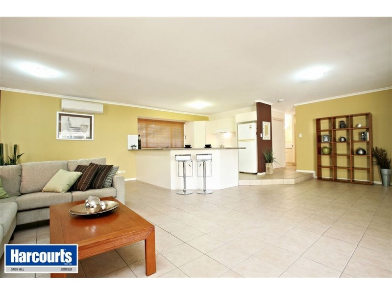 4 Cameron Court, Daisy Hill QLD 4127
