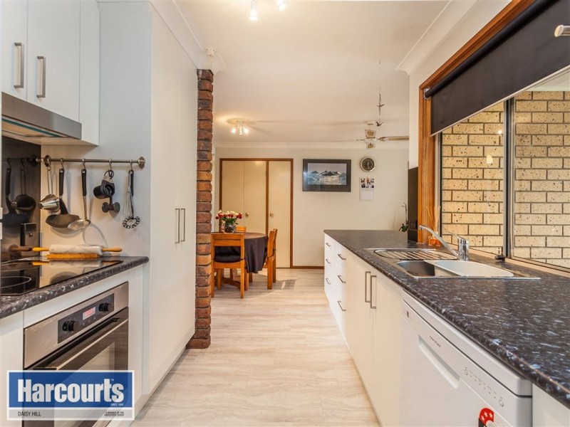 28 Ellendale Crescent, Daisy Hill QLD 4127