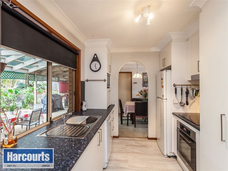 28 Ellendale Crescent, Daisy Hill QLD 4127