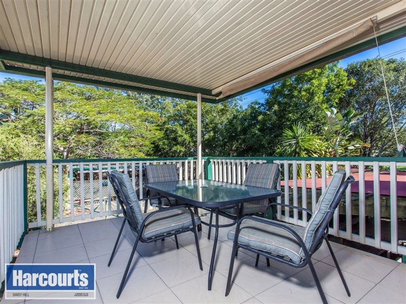 8 Dewar Drive, Loganholme QLD 4129