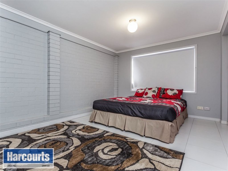 57 Lobelia Avenue, Daisy Hill QLD 4127