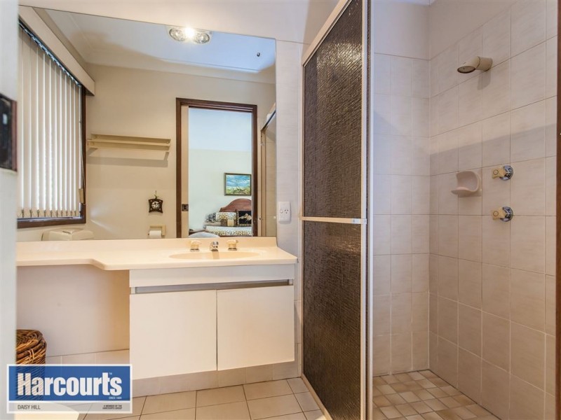 26 Evenwood Street, Daisy Hill QLD 4127