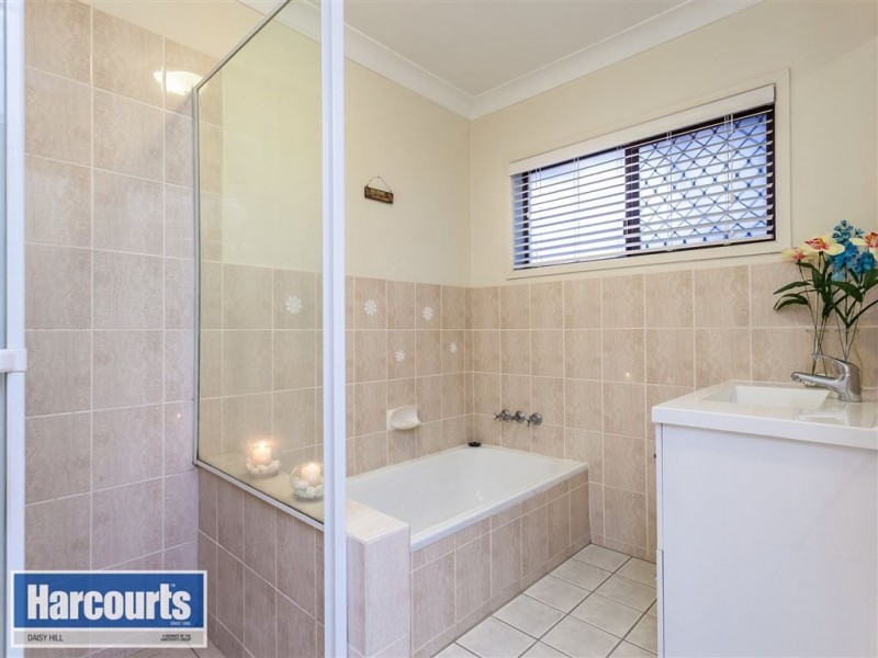 80 Allamanda Drive, Daisy Hill QLD 4127